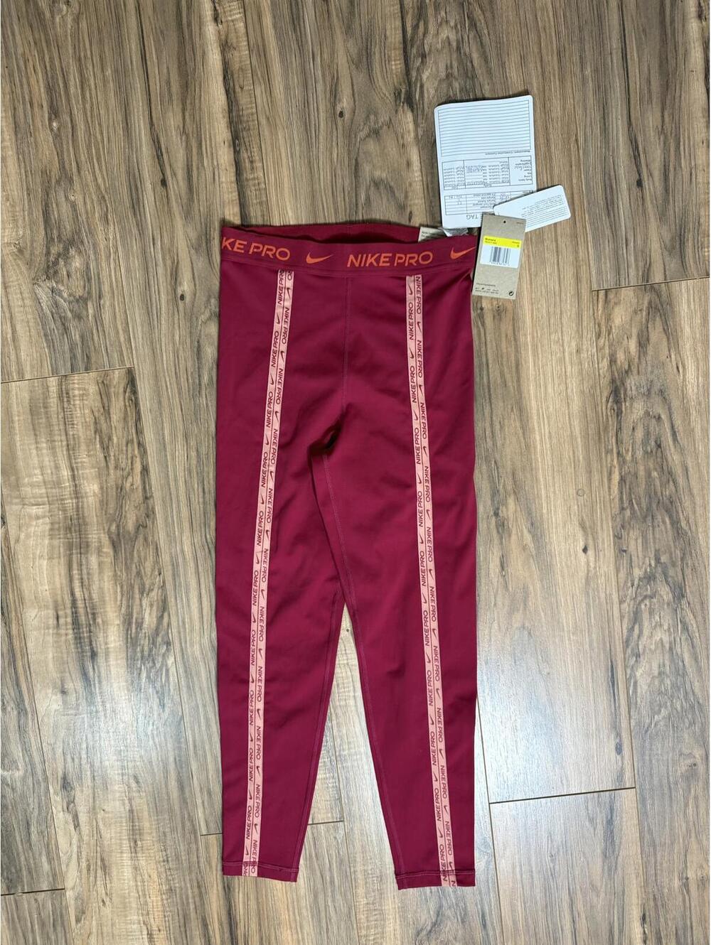 Nike Pro Women's Dri-FIT High-Waisted 7/8 Leggings